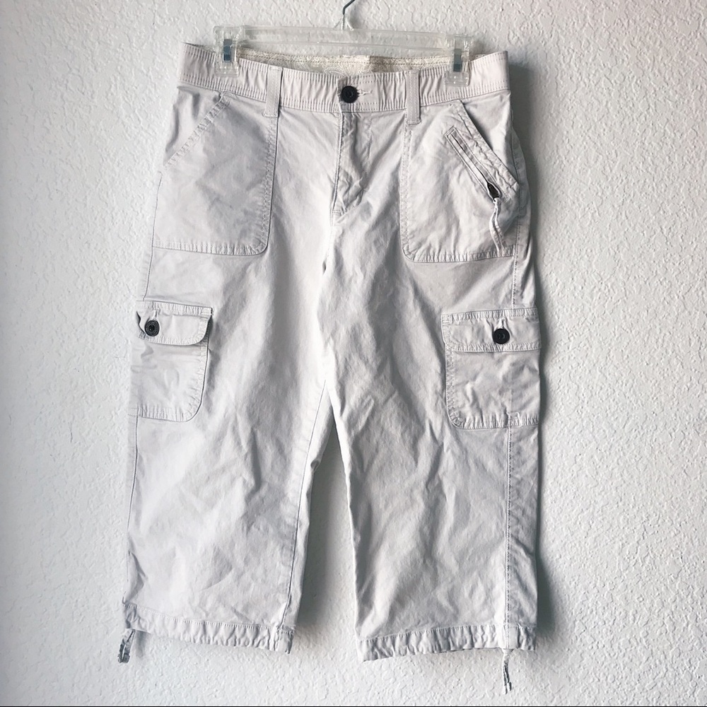 Lee beige bermuda shorts